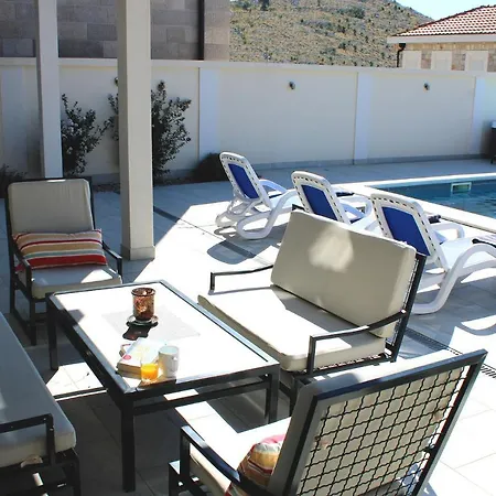 Luxury Ragusa With Private Pool And Jacuzzi Near Dubrovnik *